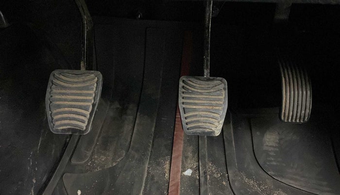 2022 Mahindra Thar LX HT PETROL 4WD MT, Petrol, Manual, 20,266 km, Pedals