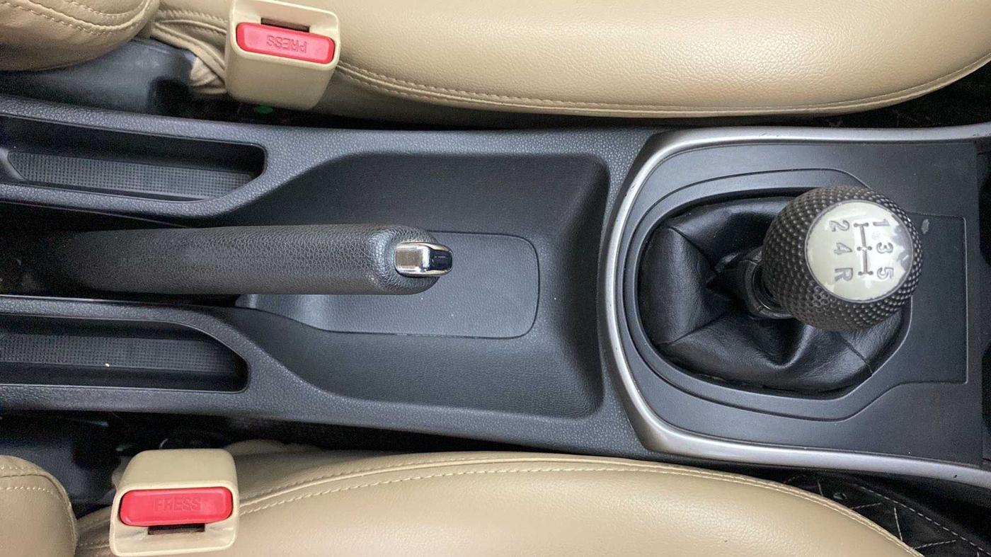 2018 Honda City 1.5L I-VTEC V MT, Petrol, Manual, 98,990 km, Gear Lever