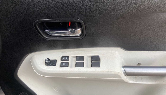 2022 Maruti IGNIS ZETA 1.2 AMT, Petrol, Automatic, 21,281 km, Driver Side Door Panels Control