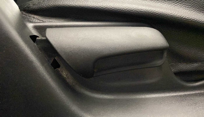 2017 Maruti Swift LXI (O), CNG, Manual, 60,553 km, Driver Side Adjustment Panel