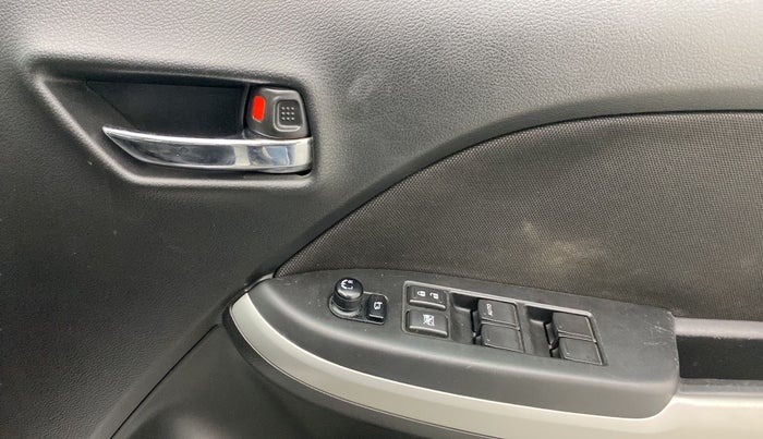 2017 Maruti Baleno ALPHA PETROL 1.2, Petrol, Manual, 61,462 km, Driver Side Door Panels Control