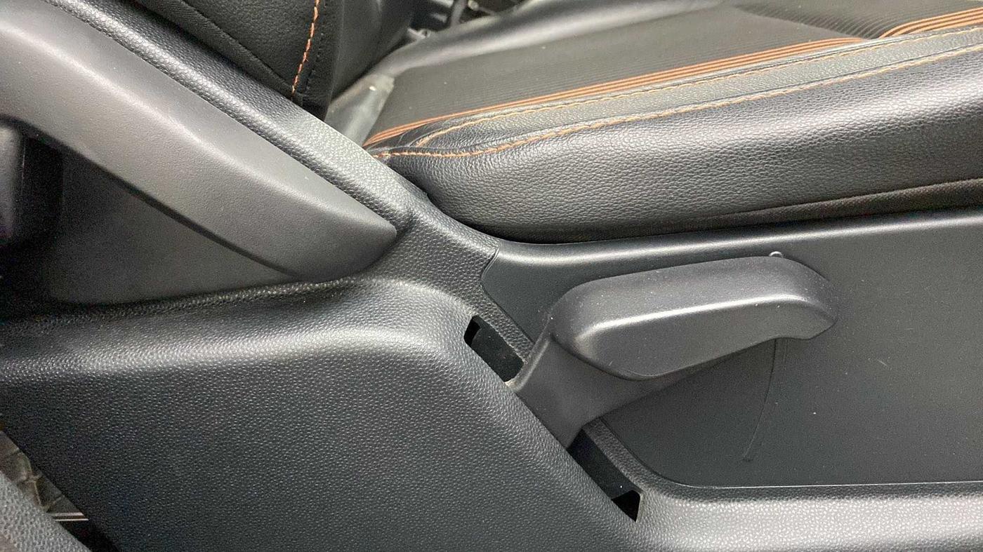 2020 Ford Ecosport TITANIUM 1.5 SPORTS(SUNROOF) PETROL, Petrol, Manual, 61,395 km, Driver Side Adjustment Panel