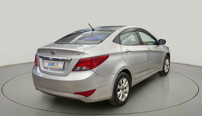2015 Hyundai Verna FLUIDIC 4S 1.6 VTVT S, Petrol, Manual, 1,02,669 km, Right Back Diagonal