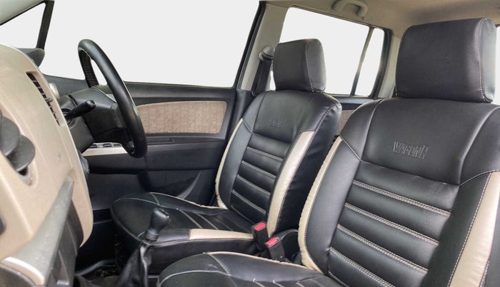 2014 Maruti Wagon R 1.0 VXI, Petrol, Manual, 90,972 km, Right Side Front Door Cabin