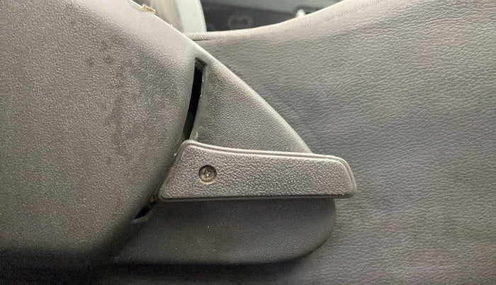 2013 Maruti Alto 800 LXI, Petrol, Manual, 70,076 km, Driver Side Adjustment Panel