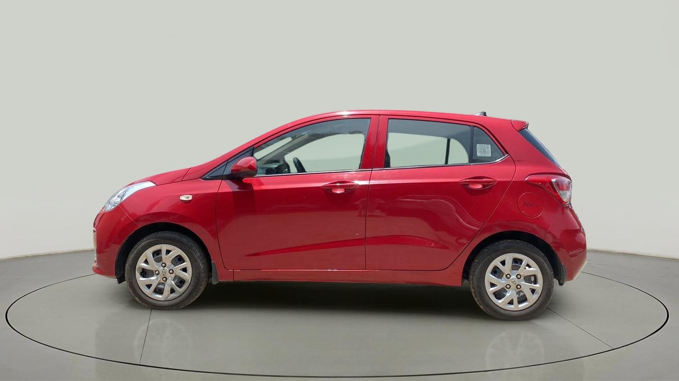 2018 Hyundai Grand i10 SPORTZ 1.2 KAPPA VTVT, Petrol, Manual, 37,109 km, Left Side