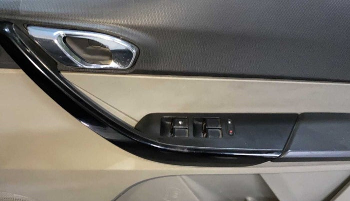 2017 Tata Tiago XZA PETROL, Petrol, Automatic, 23,019 km, Driver Side Door Panels Control