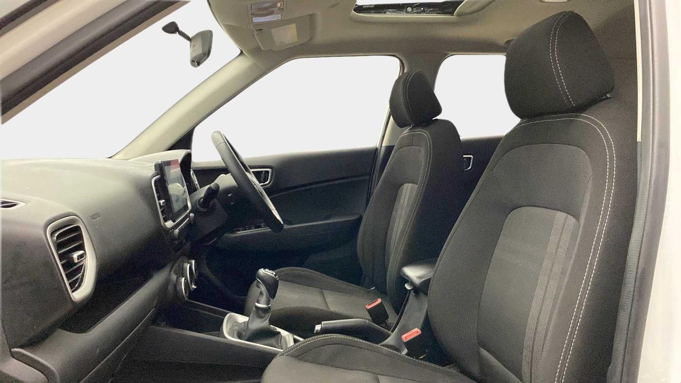 2021 Hyundai VENUE SX 1.0 TURBO IMT, Petrol, Manual, 31,035 km, Right Side Front Door Cabin