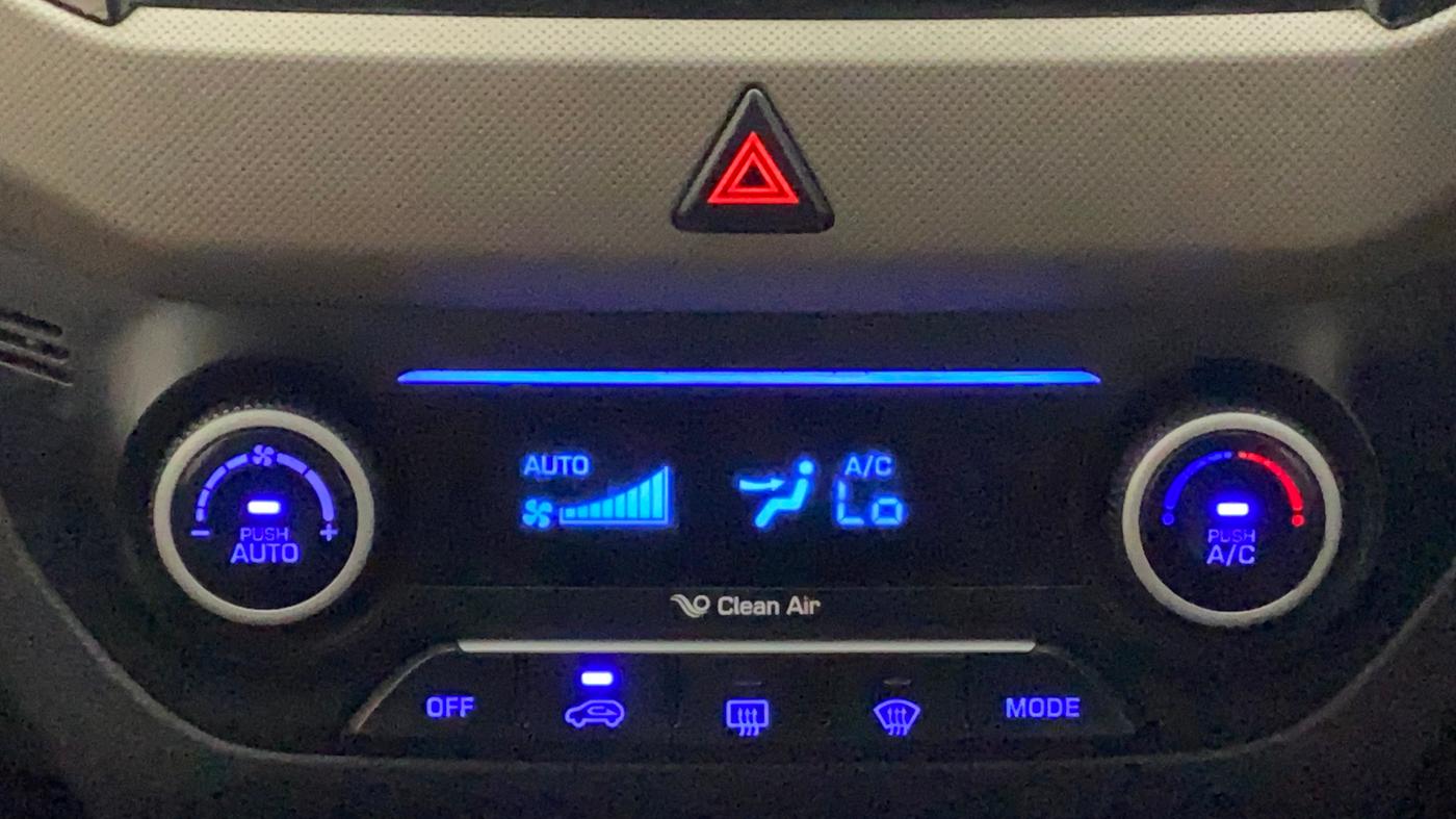 2017 Hyundai Creta SX PLUS AT 1.6 PETROL, Petrol, Automatic, 69,201 km, Automatic Climate Control