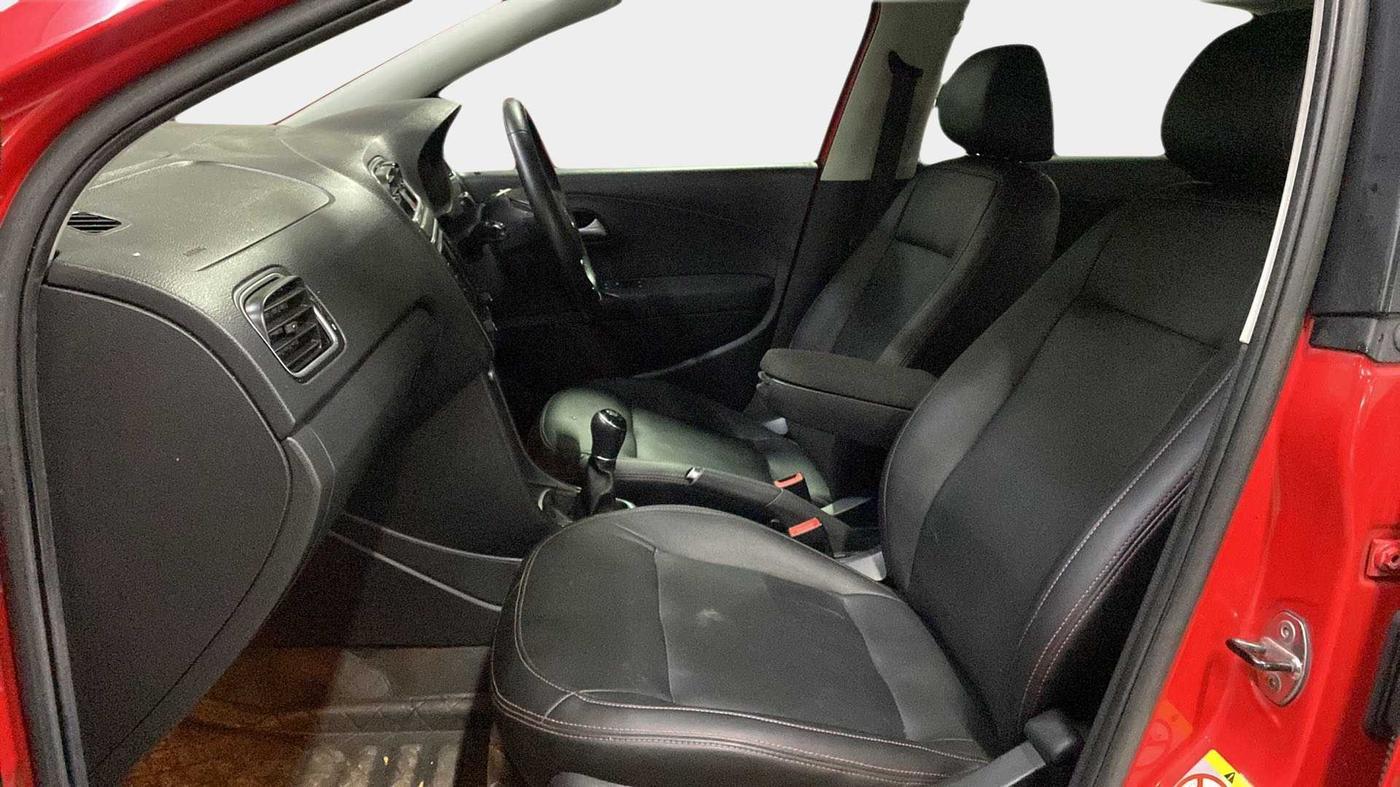 2020 Volkswagen Polo HIGHLINE 1.0L, Petrol, Manual, 42,608 km, Right Side Front Door Cabin