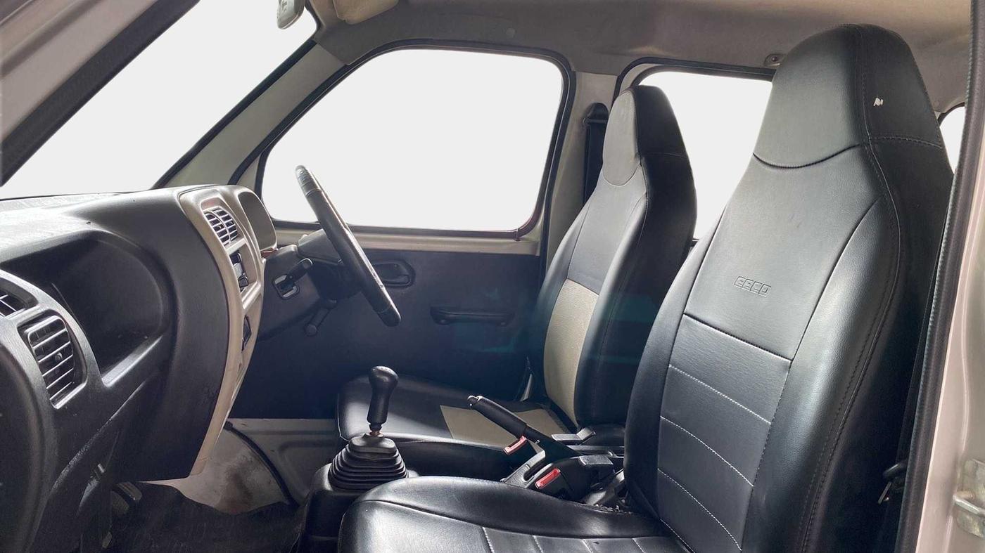 2017 Maruti Eeco 5 STR WITH A/C+HTR, CNG, Manual, 93,158 km, Right Side Front Door Cabin