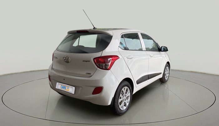 2015 Hyundai Grand i10 MAGNA 1.2 KAPPA VTVT, Petrol, Manual, 1,24,292 km, Right Back Diagonal