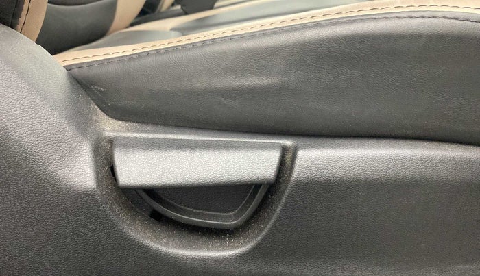 2021 Hyundai NEW SANTRO SPORTZ AMT, Petrol, Automatic, 18,628 km, Driver Side Adjustment Panel