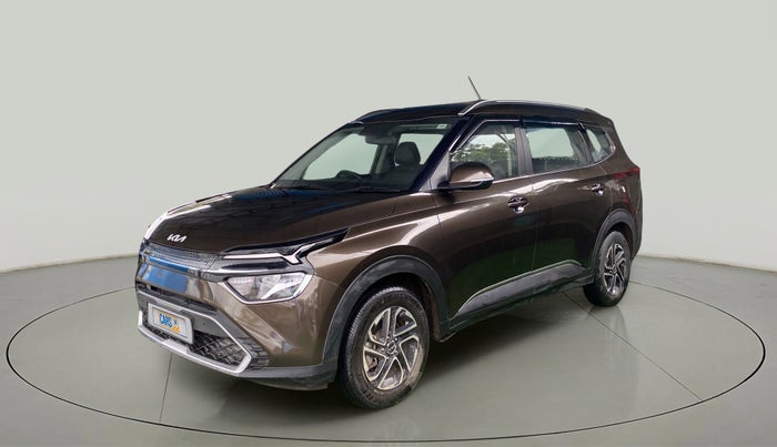 2022 KIA CARENS PRESTIGE PLUS 1.4 PETROL 7 STR, Petrol, Manual, 42,971 km, Left Front Diagonal