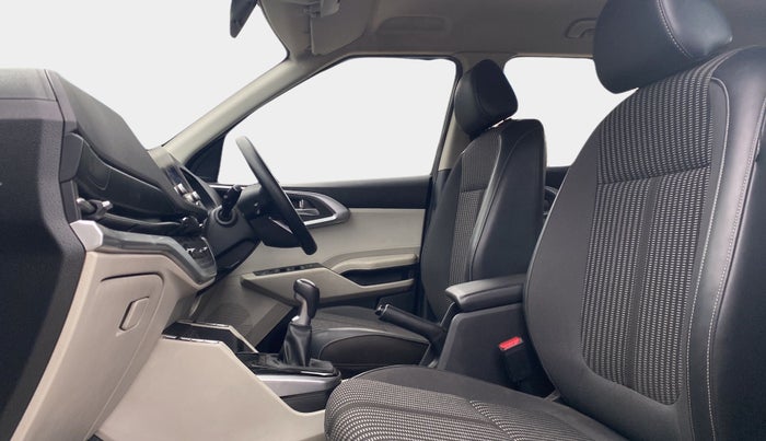 2022 KIA CARENS PRESTIGE PLUS 1.4 PETROL 7 STR, Petrol, Manual, 42,971 km, Right Side Front Door Cabin