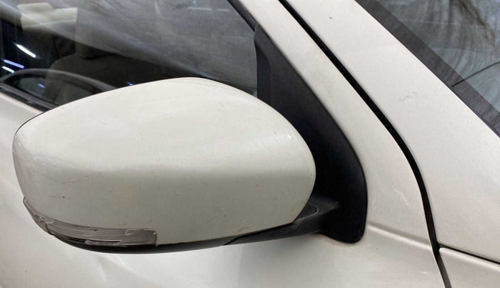 2018 Maruti Dzire VXI, Petrol, Manual, 66,778 km, Right rear-view mirror - Indicator light has minor damage