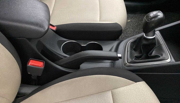 2020 Hyundai Verna 1.6 CRDI SX, Diesel, Manual, 60,592 km, Gear Lever