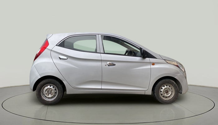 2017 Hyundai Eon D-LITE+, Petrol, Manual, 27,917 km, Right Side View