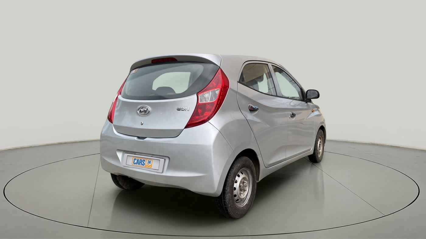 2017 Hyundai Eon D-LITE+, Petrol, Manual, 27,917 km, Right Back Diagonal
