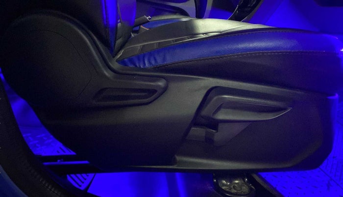 2020 Tata Tiago XZA PLUS PETROL, Petrol, Automatic, 6,375 km, Driver Side Adjustment Panel