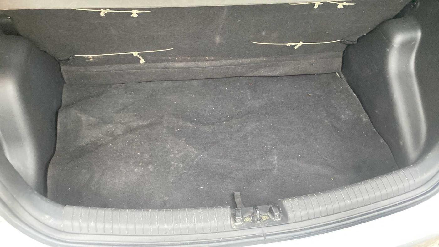 2014 Hyundai Grand i10 ASTA AT 1.2 KAPPA VTVT, Petrol, Automatic, 60,850 km, Boot Inside