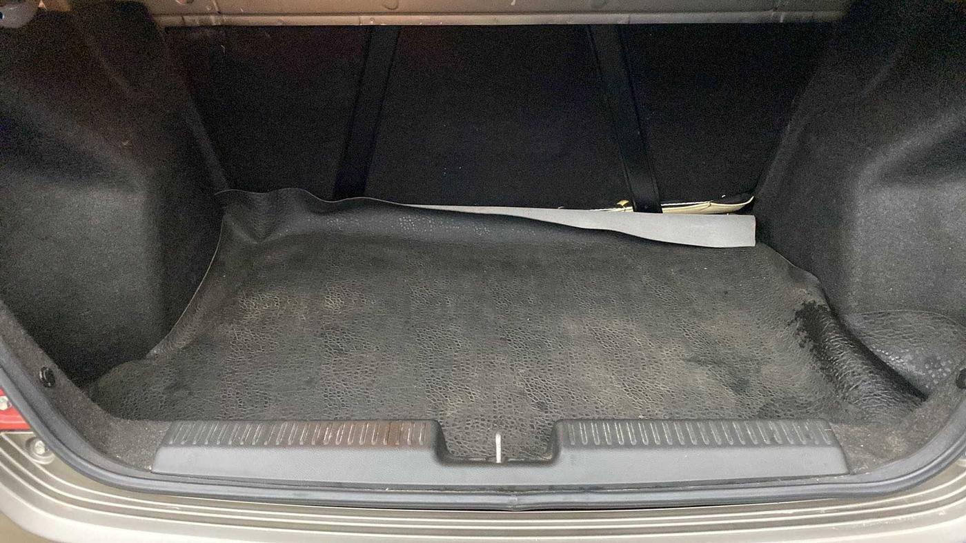 2020 Maruti Dzire VXI, CNG, Manual, 30,892 km, Boot Inside