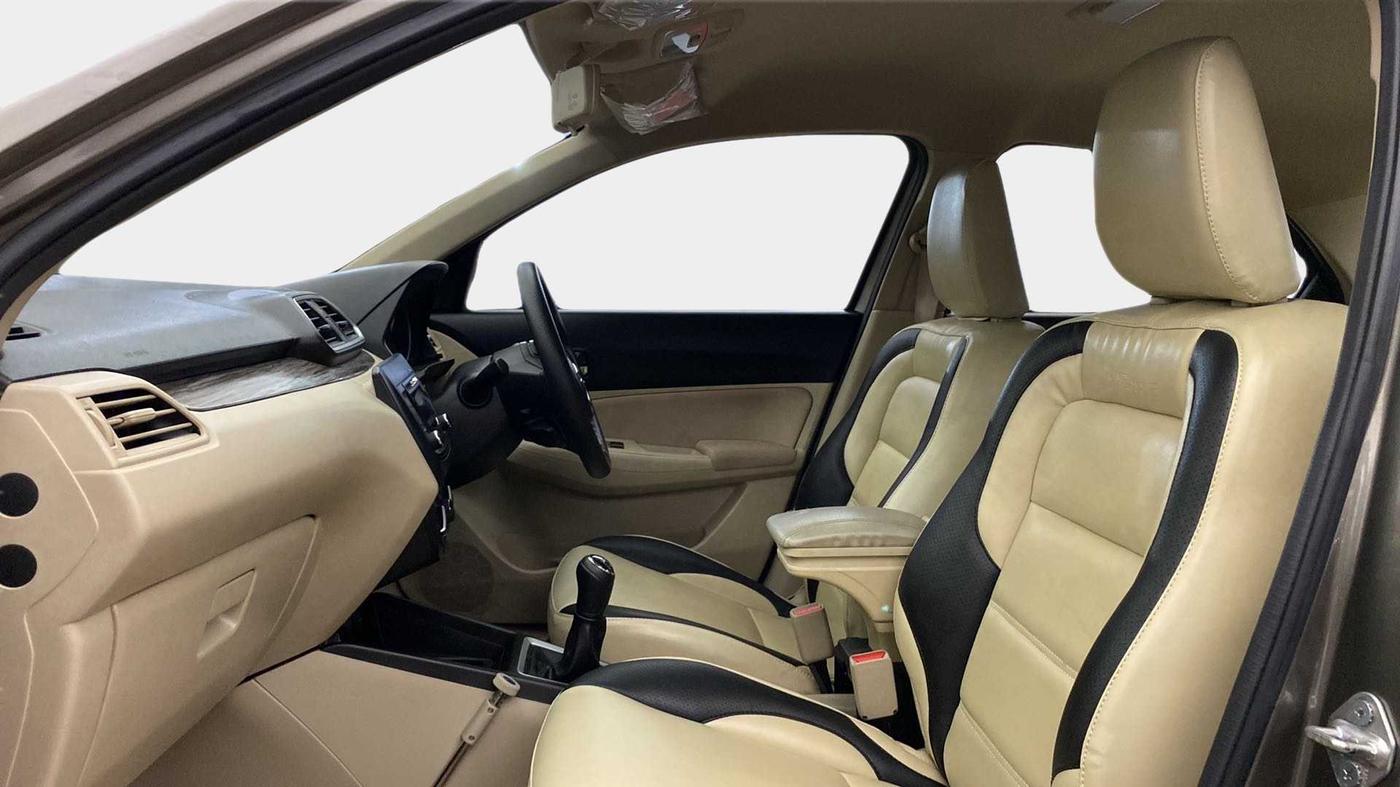 2020 Maruti Dzire VXI, CNG, Manual, 30,892 km, Right Side Front Door Cabin