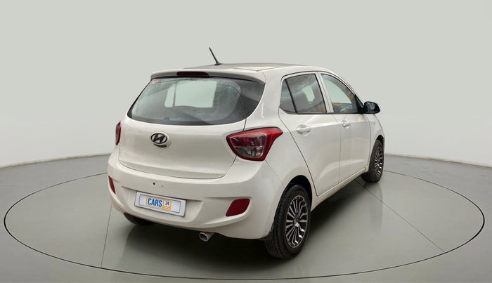 2015 Hyundai Grand i10 MAGNA 1.2 KAPPA VTVT, Petrol, Manual, 40,685 km, Right Back Diagonal