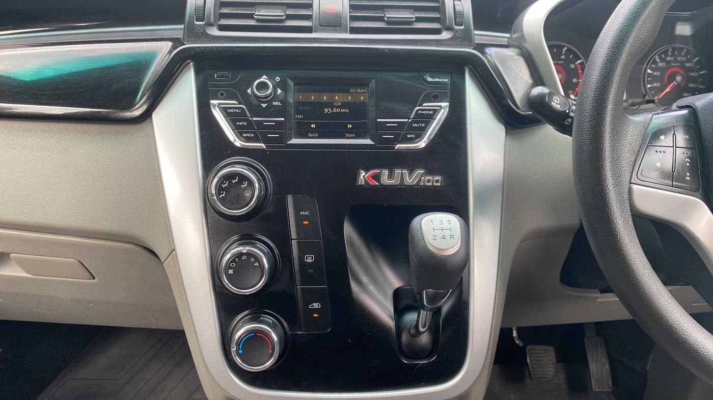 2017 Mahindra Kuv100 K8 6 STR, Petrol, Manual, 45,418 km, Air Conditioner