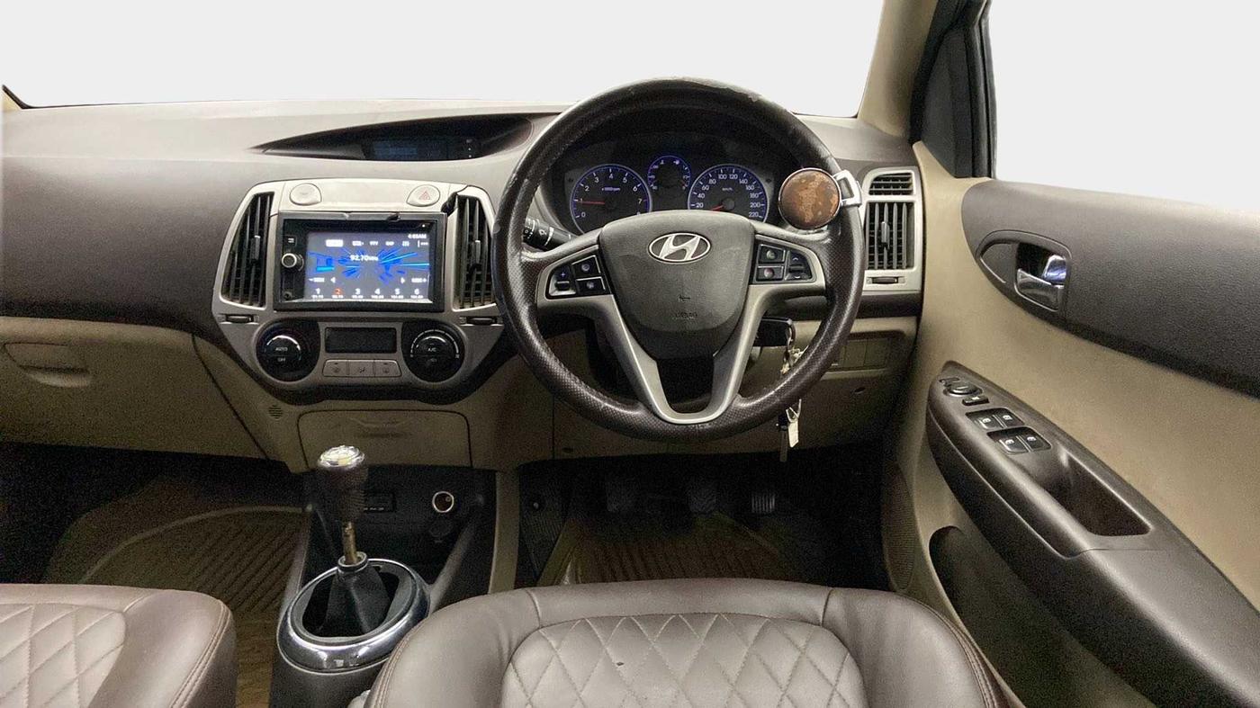 2011 Hyundai i20 SPORTZ 1.2, Petrol, Manual, 89,586 km, Steering Wheel Close Up