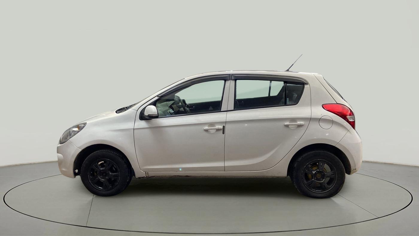 2011 Hyundai i20 SPORTZ 1.2, Petrol, Manual, 89,586 km, Left Side
