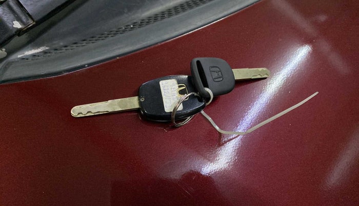 2014 Honda Amaze 1.2L I-VTEC S, Petrol, Manual, 53,236 km, Key Close Up