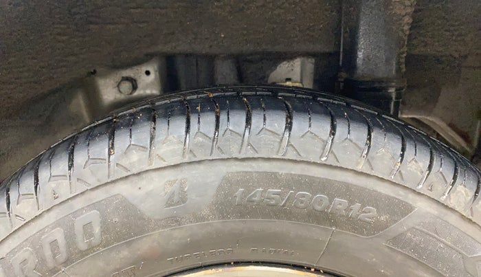 2014 Hyundai Eon D-LITE, Petrol, Manual, 59,177 km, Left Rear Tyre Tread