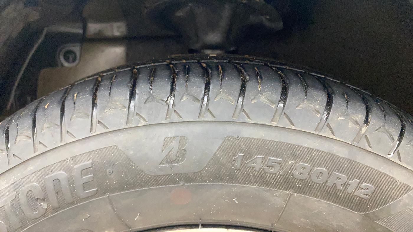 2014 Hyundai Eon D-LITE, Petrol, Manual, 59,177 km, Left Front Tyre Tread
