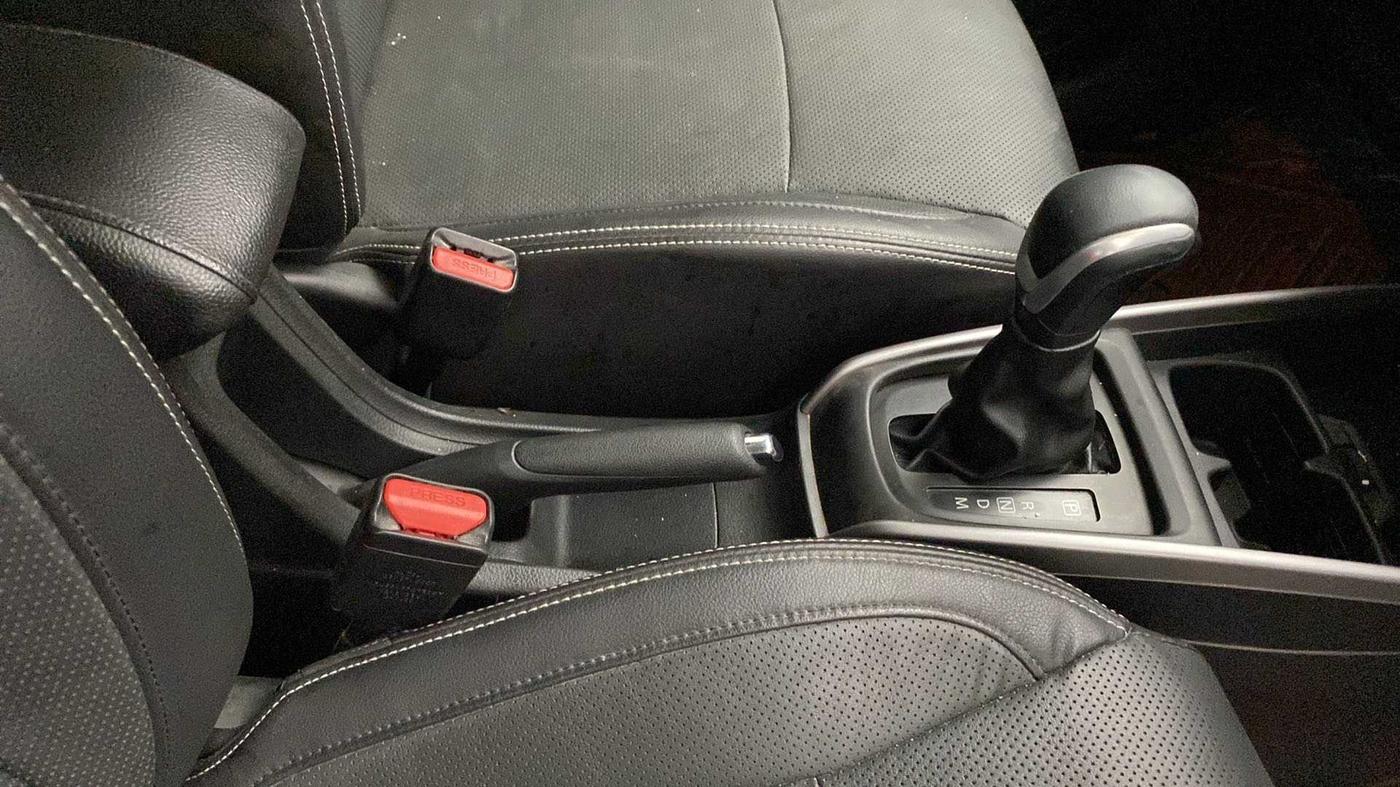 2022 Maruti XL6 ALPHA PLUS AT, Petrol, Automatic, 40,395 km, Gear Lever