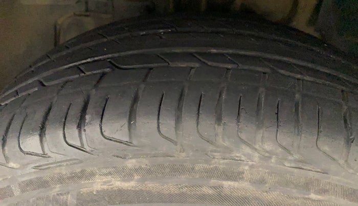 2022 Tata NEXON XM DIESEL, Diesel, Manual, 17,148 km, Left Front Tyre Tread