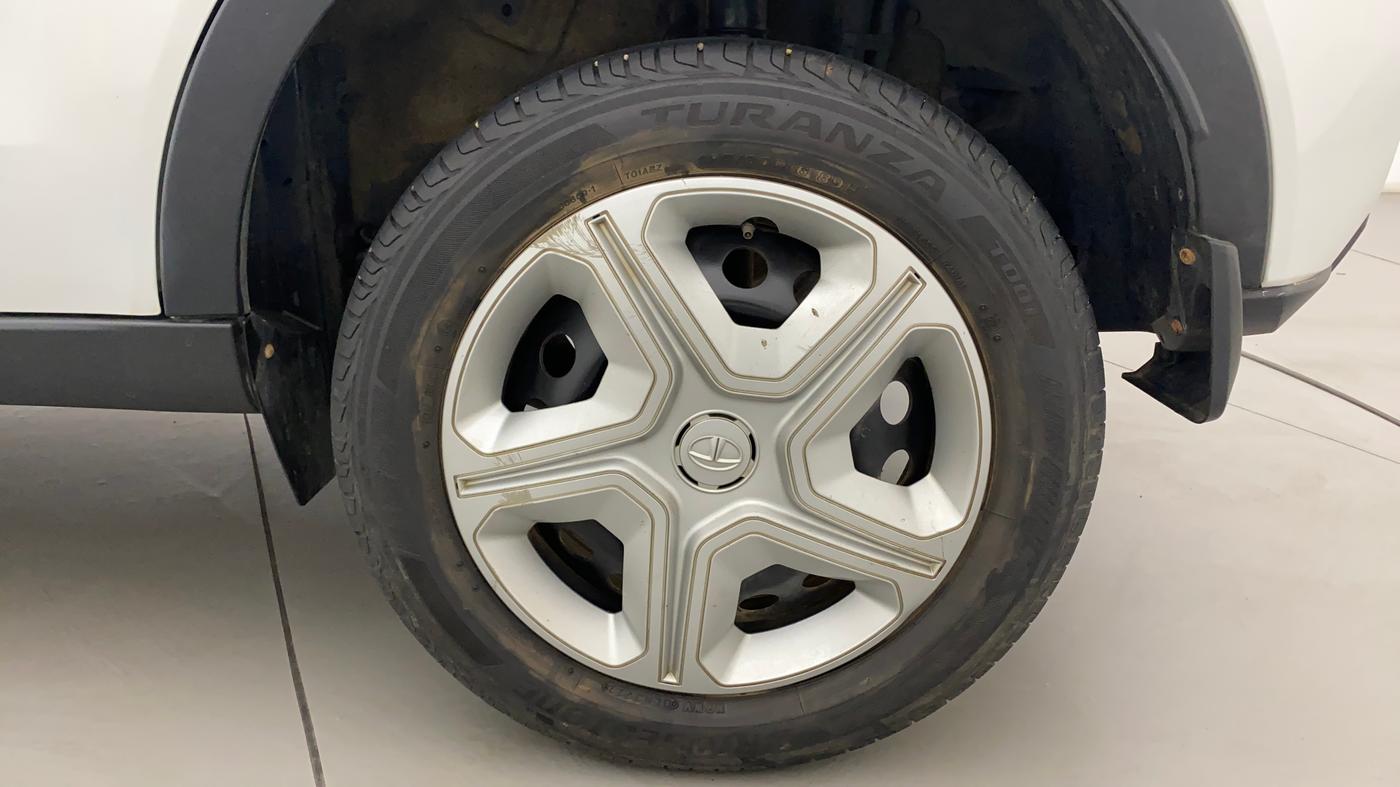 2022 Tata NEXON XM DIESEL, Diesel, Manual, 17,148 km, Left Rear Wheel