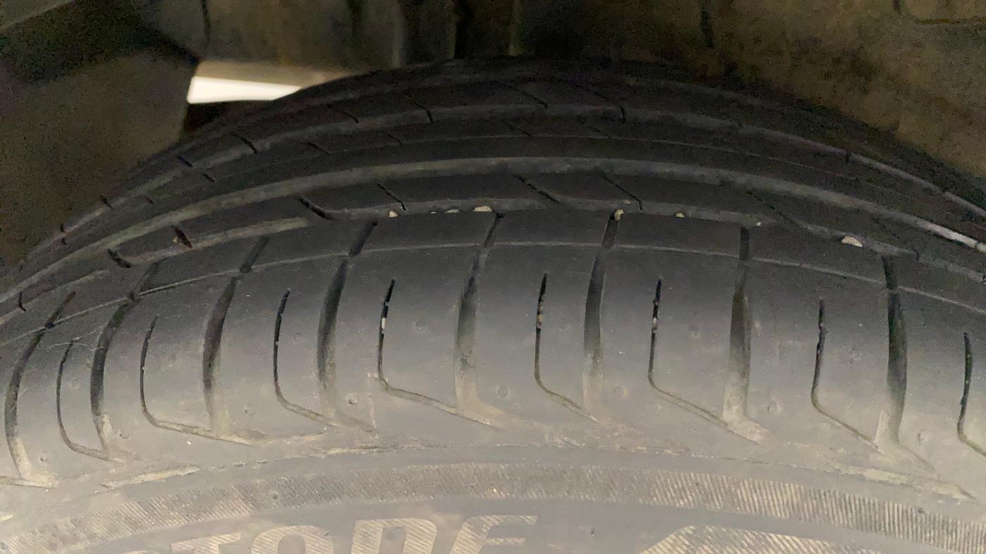 2022 Tata NEXON XM DIESEL, Diesel, Manual, 17,148 km, Right Rear Tyre Tread