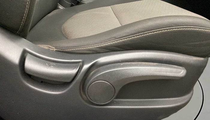 2017 Hyundai Creta SX PLUS AT 1.6 PETROL, Petrol, Automatic, 67,495 km, Driver Side Adjustment Panel