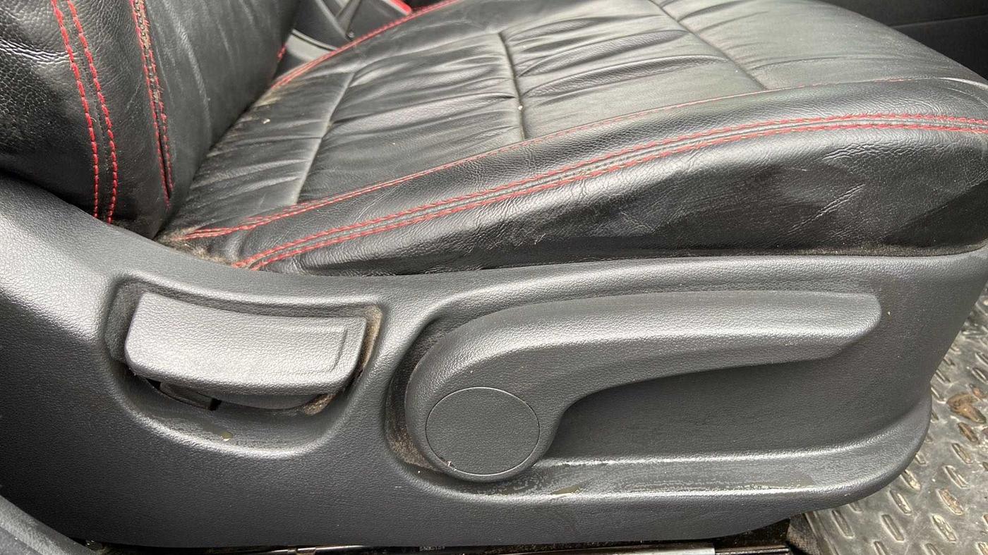 2018 Hyundai Verna 1.6 VTVT SX, Petrol, Manual, 37,823 km, Driver Side Adjustment Panel