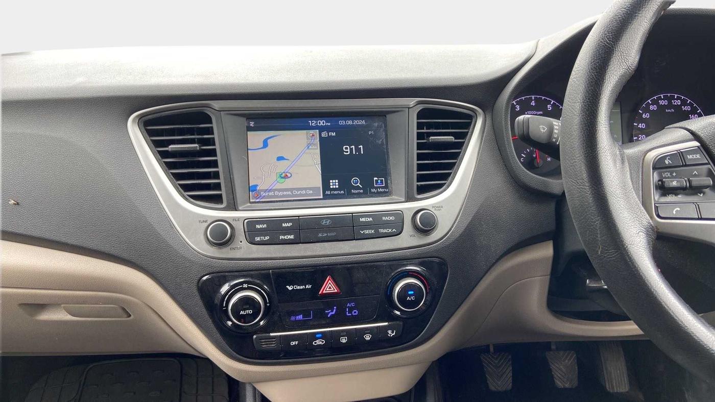 2018 Hyundai Verna 1.6 VTVT SX, Petrol, Manual, 37,823 km, Air Conditioner