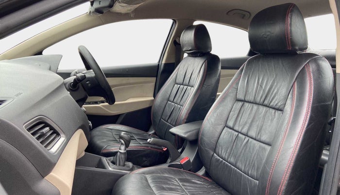 2018 Hyundai Verna 1.6 VTVT SX, Petrol, Manual, 37,823 km, Right Side Front Door Cabin