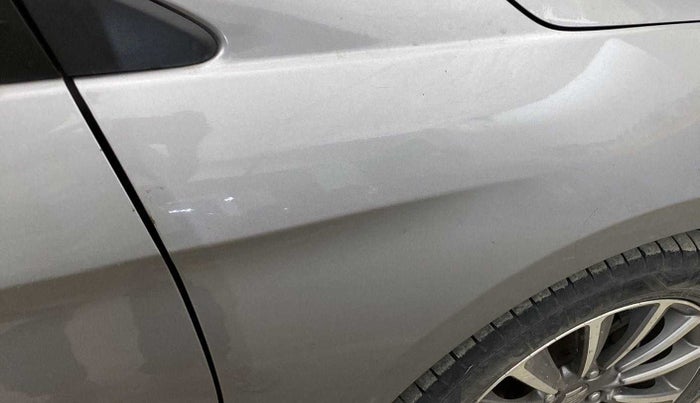 2018 Maruti Ciaz ALPHA 1.5 SHVS PETROL, Petrol, Manual, 76,288 km, Right fender - Slightly dented