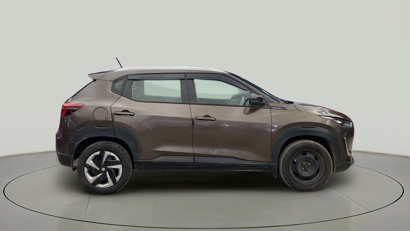 2021 Nissan MAGNITE XL, Petrol, Manual, 47,531 km, Right Side View