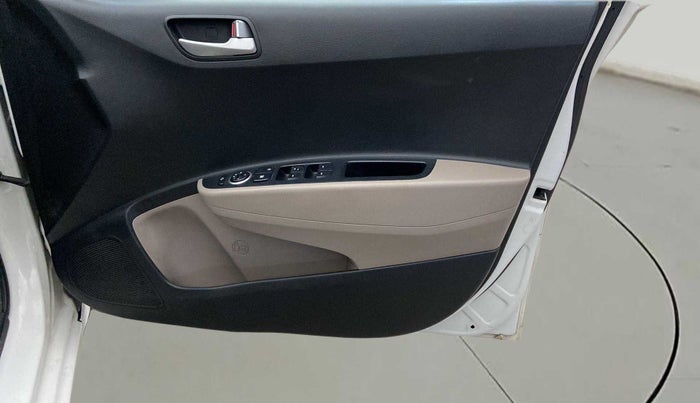 2014 Hyundai Grand i10 ASTA AT 1.2 KAPPA VTVT, Petrol, Automatic, 57,916 km, Driver Side Door Panels Control