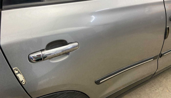 2019 Maruti Vitara Brezza VDI AMT, Diesel, Automatic, 86,677 km, Right rear door - Slightly dented