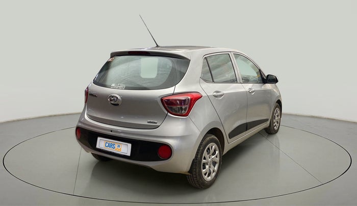2018 Hyundai Grand i10 MAGNA AT 1.2 KAPPA VTVT, Petrol, Automatic, 28,911 km, Right Back Diagonal