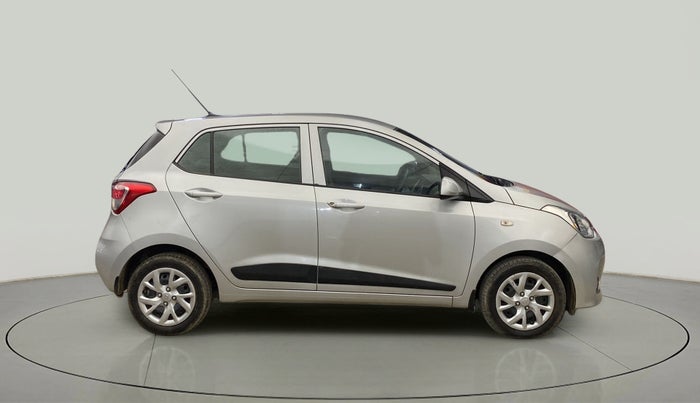 2018 Hyundai Grand i10 MAGNA AT 1.2 KAPPA VTVT, Petrol, Automatic, 28,911 km, Right Side View