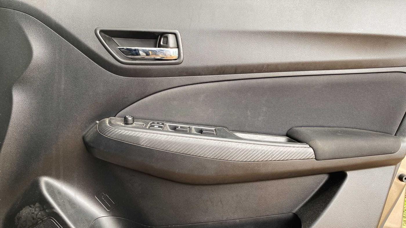 2020 Maruti Swift VXI, Petrol, Manual, 49,583 km, Driver Side Door Panels Control