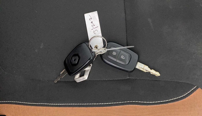 2020 Renault Kwid CLIMBER 1.0 (O), Petrol, Manual, 11,812 km, Key Close Up